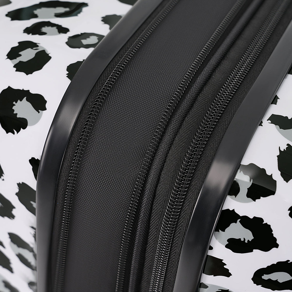 Rashemi 3-Piece Suitcase Set – Black & White Leopard – beschrijvingsfoto 12